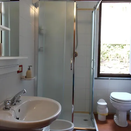 Ferienhaus Ca' Marietta Al Centro Storico Borno